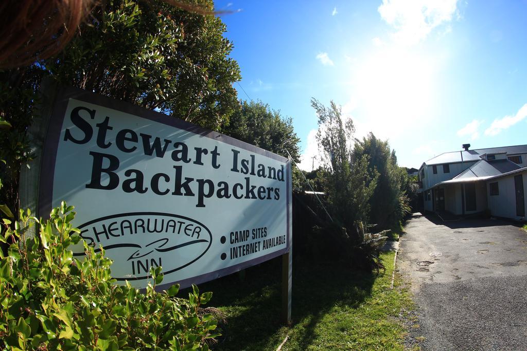 Хостел Stewart Island Backpackers Half-moon Bay Екстер'єр фото